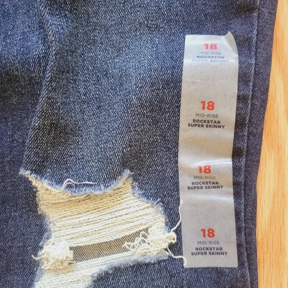 Old Navy Women's Rockstar Super Skinny Jeans - Blue - Picture 4 of 4